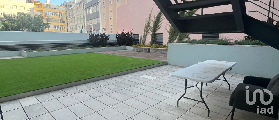 Apartamento T1 em Santo António de 83 m²