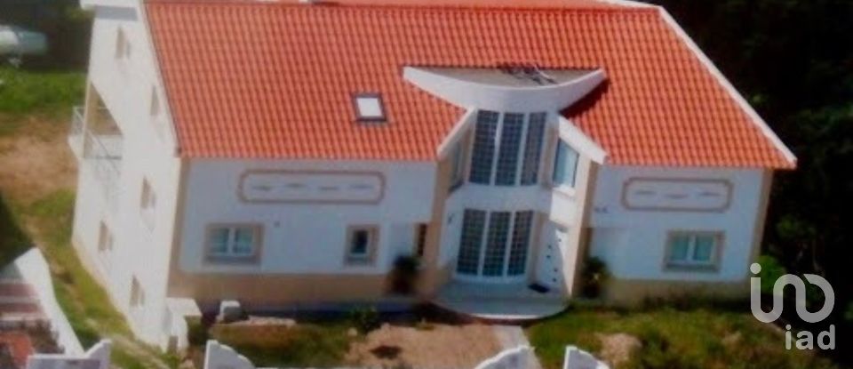 House T5 in Constância of 298 m²