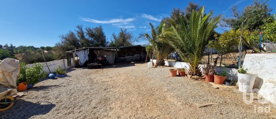 Maison de campagne T4 à Estômbar e Parchal de 70 m²