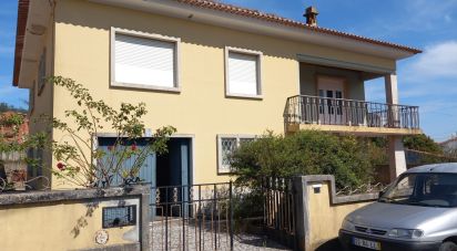 House T4 in Mira de Aire of 468 m²