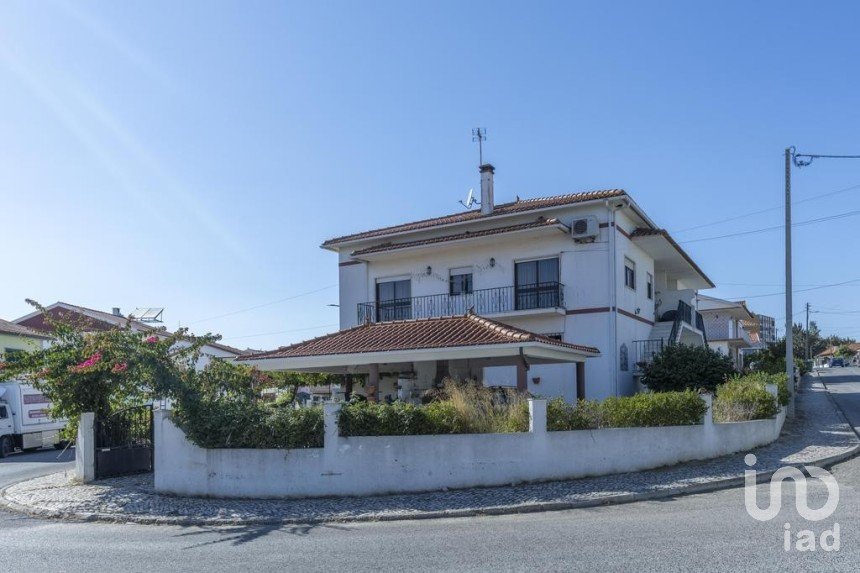 Casa / Villa T5 em Arruda dos Vinhos de 180 m²