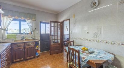 Maison T5 à Arruda dos Vinhos de 180 m²