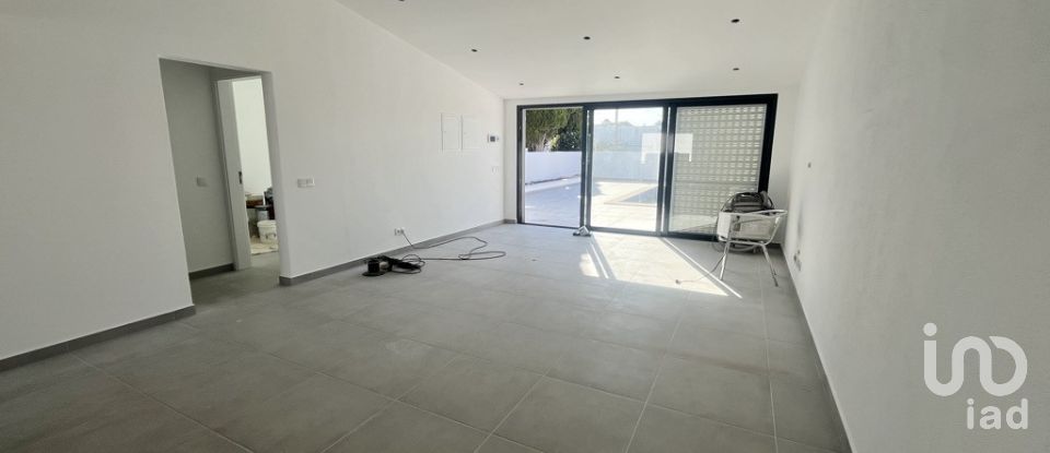 House T3 in Luz of 90 m²