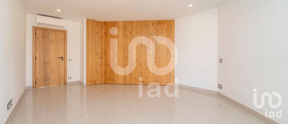 Casa T4 em Albufeira e Olhos de Água de 248 m²