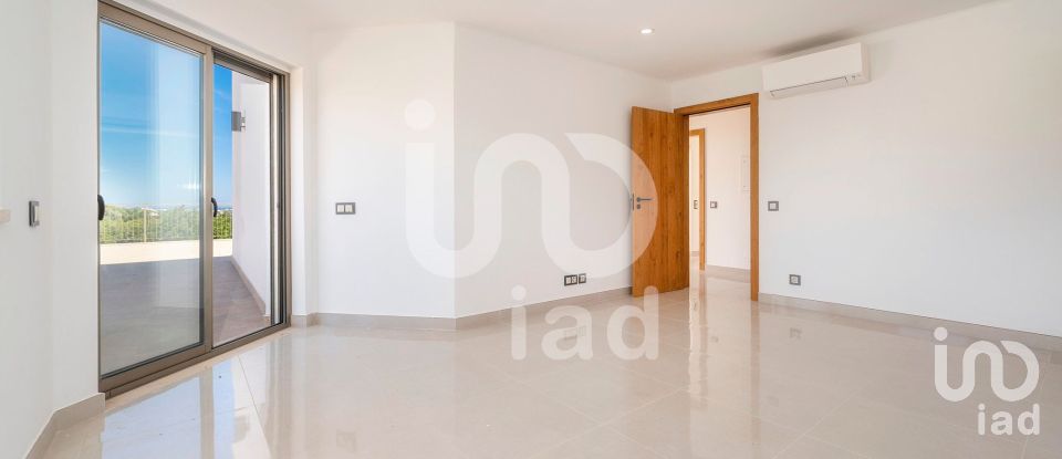 Casa T4 em Albufeira e Olhos de Água de 248 m²