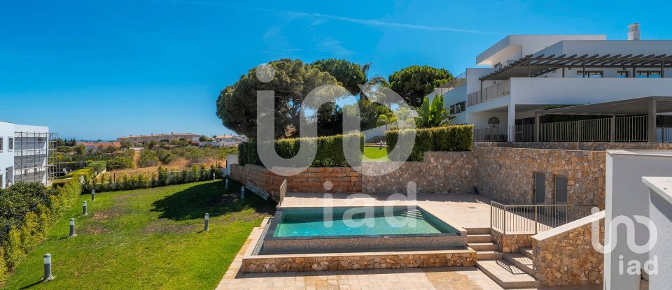 Casa T4 em Albufeira e Olhos de Água de 248 m²