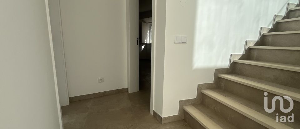 Casa T2 em Luz de 96 m²