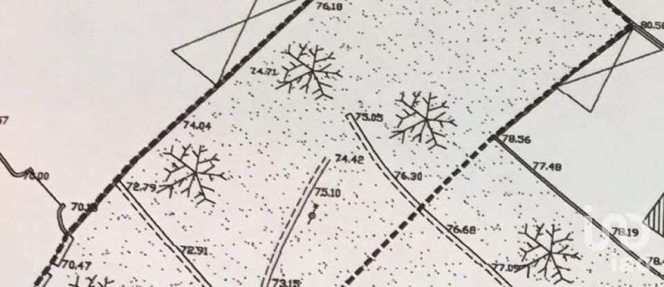 Terrain à Creixomil E Mariz de 950 m²