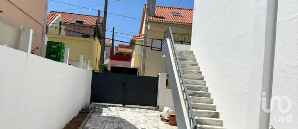 Casa / Villa T5 em Santa Iria de Azoia, São João da Talha e Bobadela de 214 m²