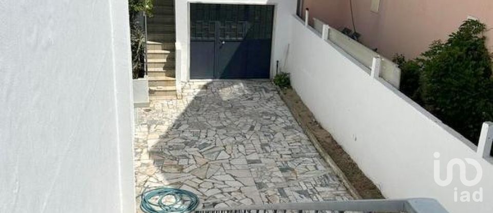 Maison T5 à Santa Iria de Azoia, São João da Talha e Bobadela de 214 m²