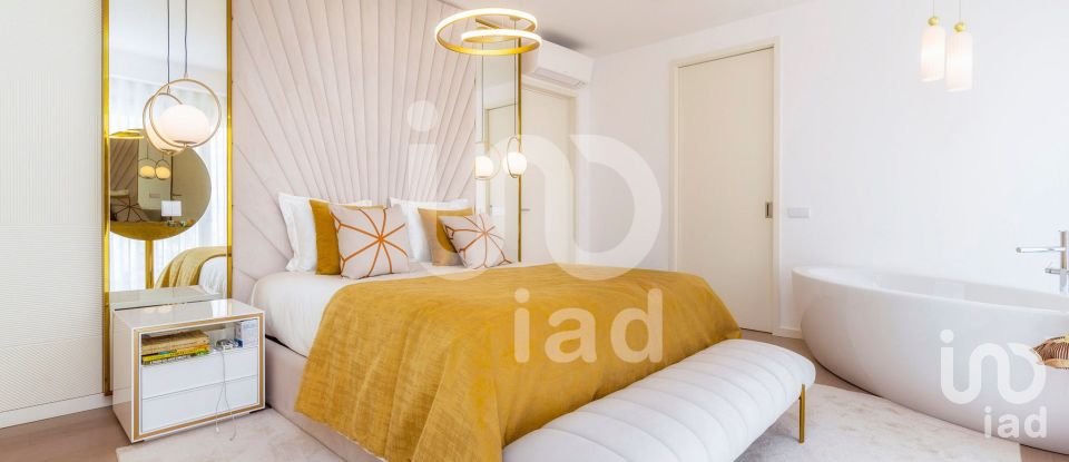 Apartment T5 in Faro (Sé e São Pedro) of 264 m²