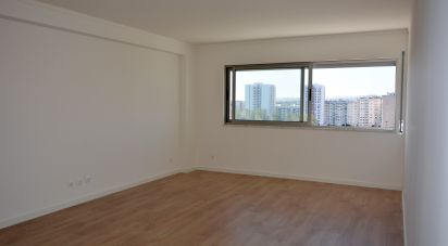 Apartment T2 in Lumiar of 102 m²