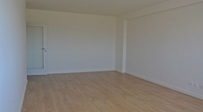 Apartment T2 in Lumiar of 102 m²