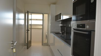 Apartamento T2 em Lumiar de 102 m²