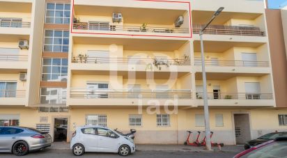 Apartamento T3 em Faro (Sé e São Pedro) de 136 m²