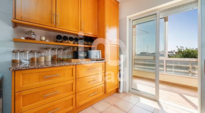 Appartement T3 à Faro (Sé e São Pedro) de 136 m²