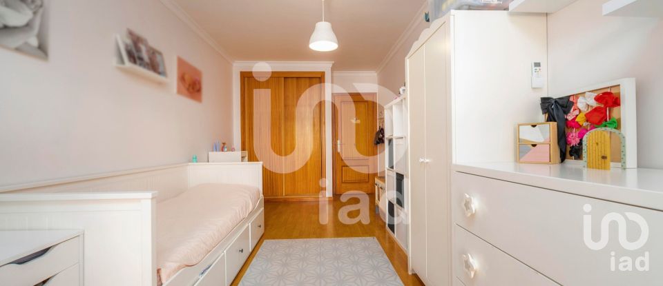 Apartamento T3 em Faro (Sé e São Pedro) de 136 m²