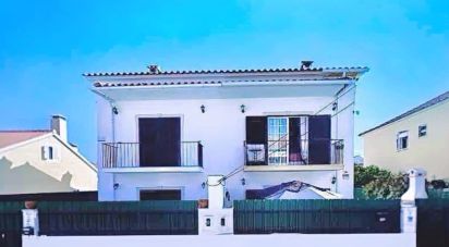 Gîte T3 à Quinta do Conde de 139 m²