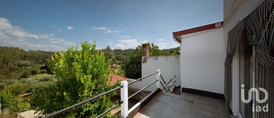 Country house T5 in Ázere e Covelo of 220 m²