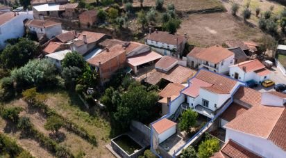 Maison de campagne T5 à Ázere e Covelo de 220 m²