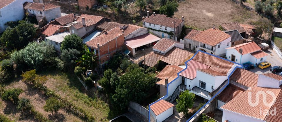 Casa de Campo T5 em Ázere e Covelo de 220 m²