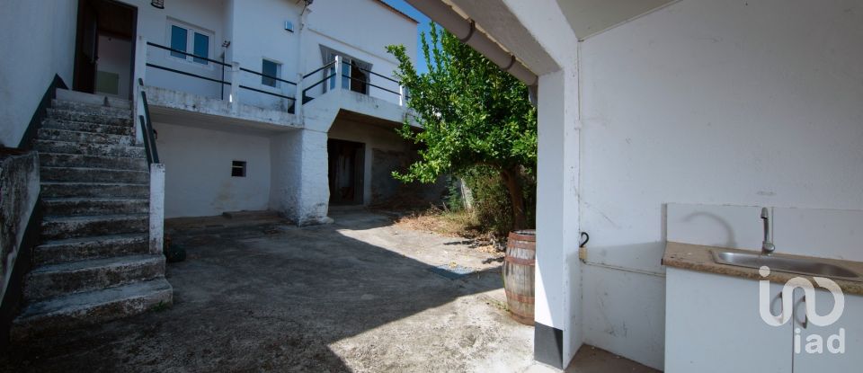 Country house T5 in Ázere e Covelo of 220 m²