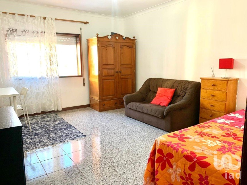 Apartment T2 in Viana do Castelo (Santa Maria Maior e Monserrate) e Meadela of 79 m²