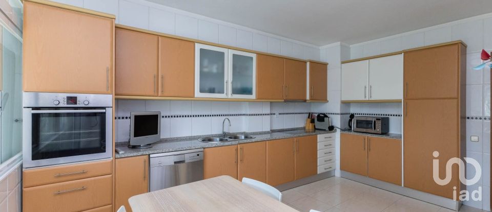 Appartement T2 à Canidelo de 122 m²