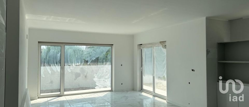 Casa / Villa T4 em Pataias e Martingança de 196 m²