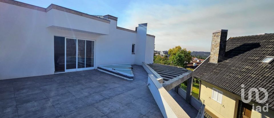 Casa de Cidade T4 em Escapães de 573 m²