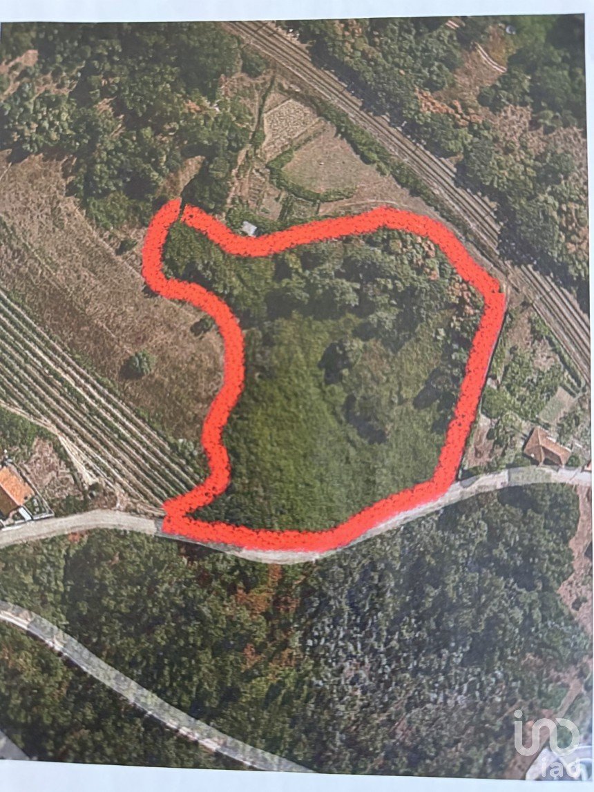 Building land in Parada de Todeia of 7,480 m²