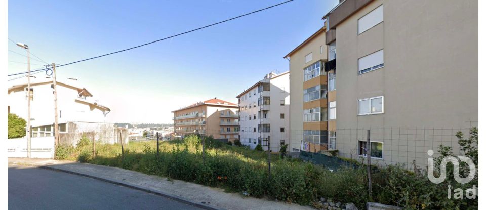 Land in Rio Tinto of 828 m²