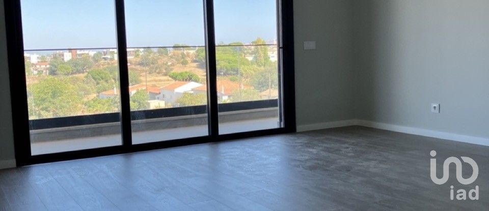 Appartement T2 à Montenegro de 132 m²