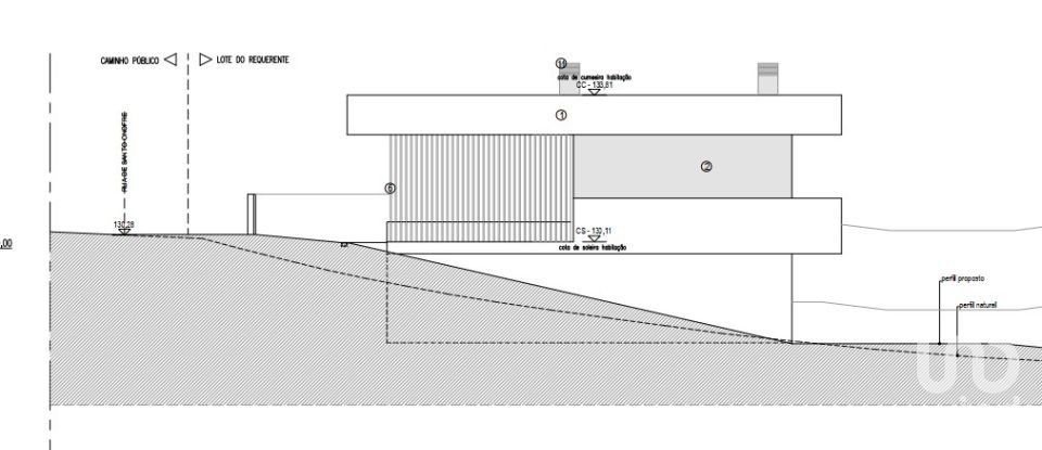 Terrain à Rio Maior de 2 130 m²