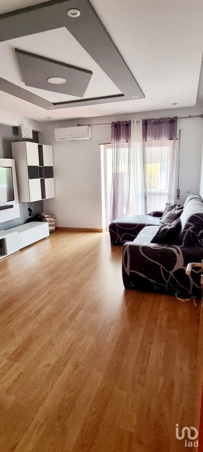 Apartment T3 in Laranjeiro e Feijó of 88 m²