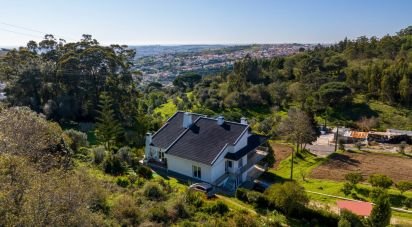 Mansion T12 in Loures of 715 m²