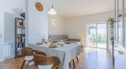 Apartment T2 in Carcavelos e Parede of 309 m²