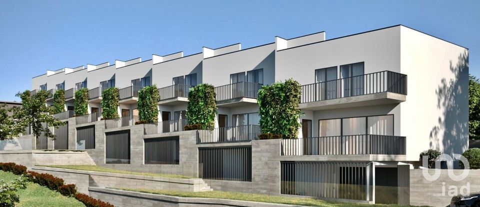 Terrain à bâtir à Gondomar (São Cosme), Valbom e Jovim de 2 558 m²