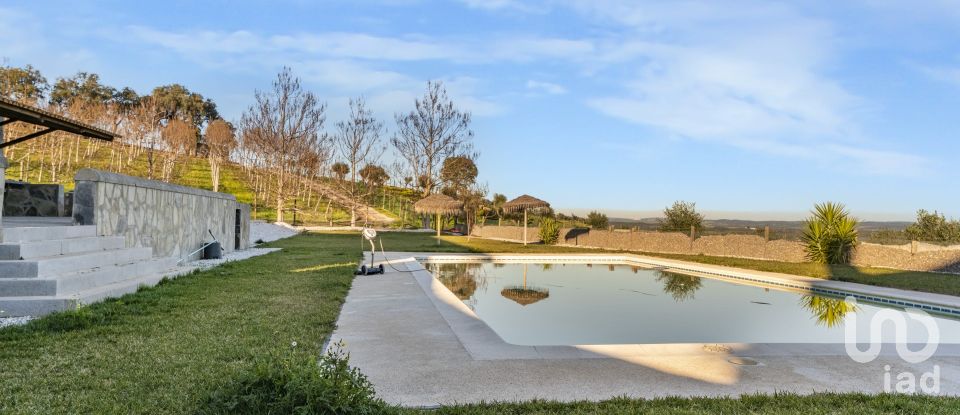 Domaine T5 à Redondo de 757 m²