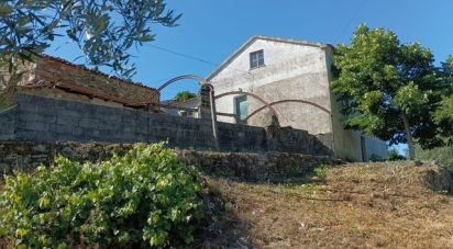 Ferme T3 à Cumeada e Marmeleiro de 140 m²