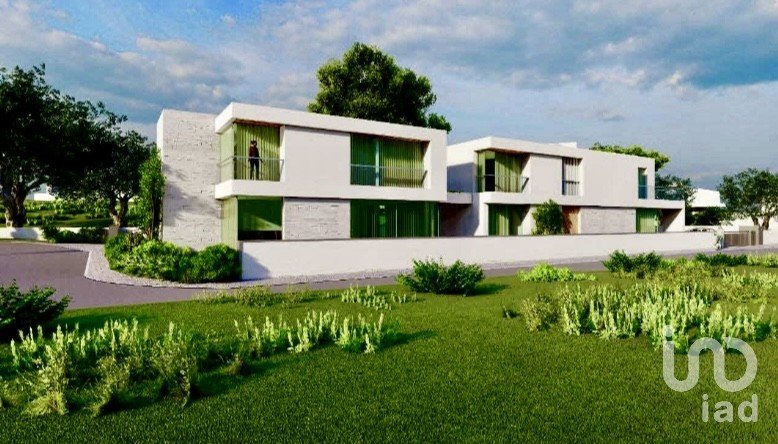 Building land in Santa Bárbara de Nexe of 640 m²