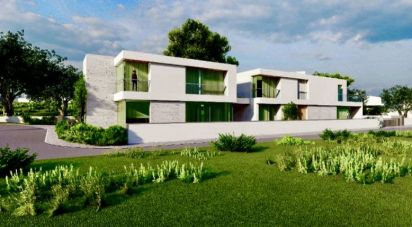 Building land in Santa Bárbara de Nexe of 640 m²