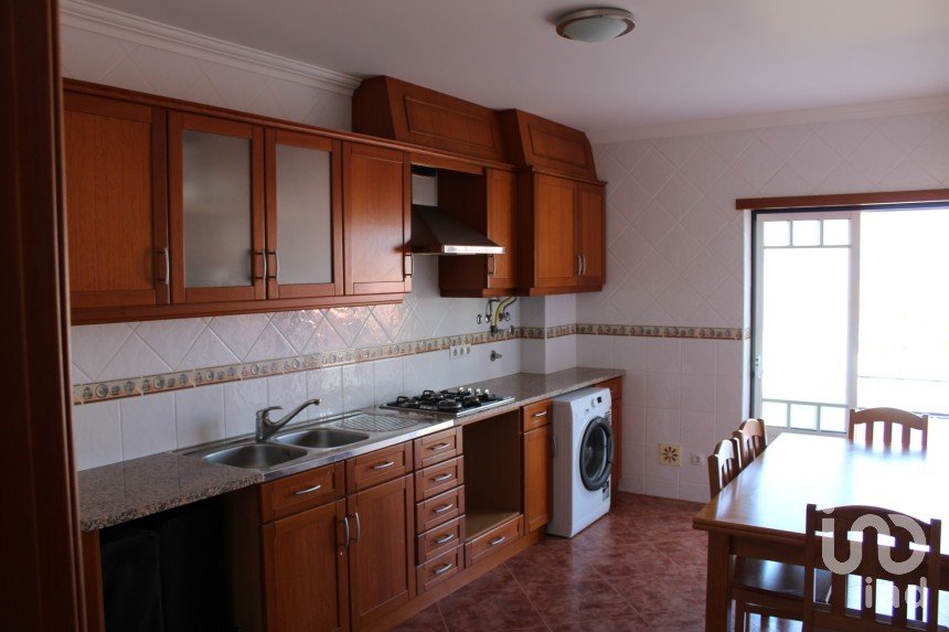 Apartment T2 in Alfeizerão of 94 m²