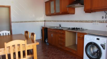 Apartamento T2 em Alfeizerão de 94 m²