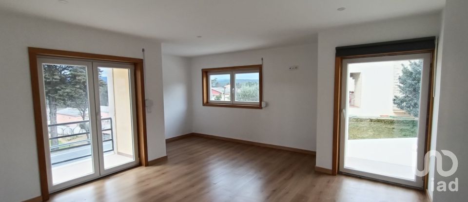 Maison T5 à São Pedro de Agostém de 322 m²