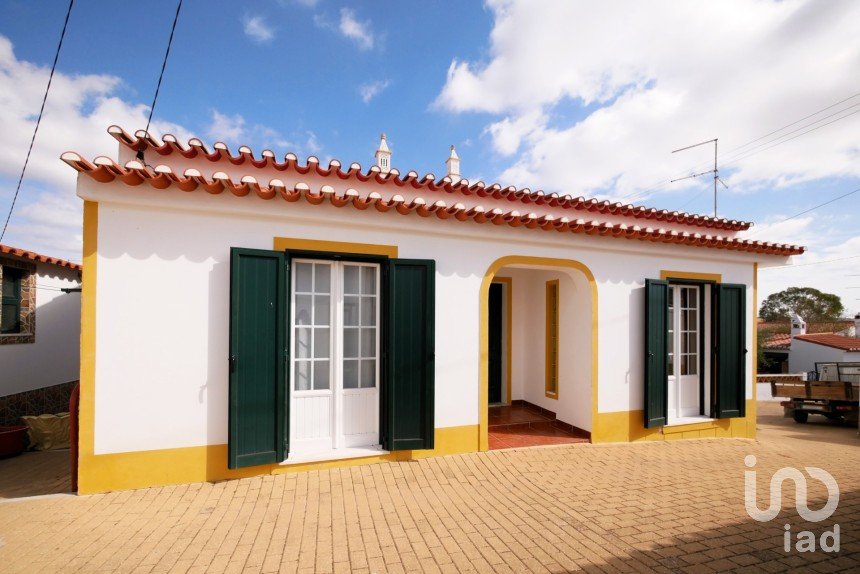 Casa T3 em Mértola de 161 m²