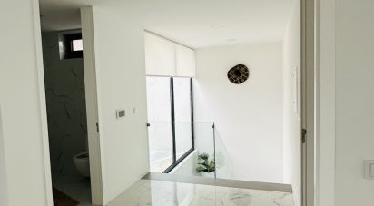 House T3 in Paredes of 172 m²