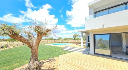 Casa de Campo T5 em Quarteira de 321 m²