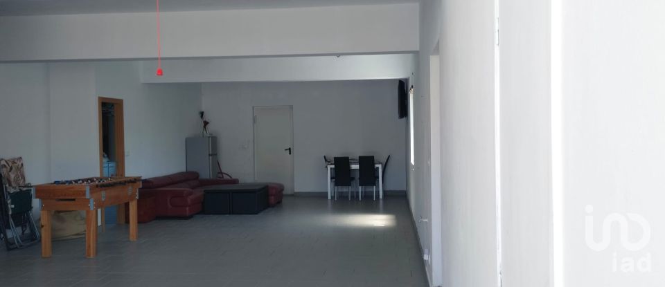 Casa T4 em Vilar de andorinho de 184 m²