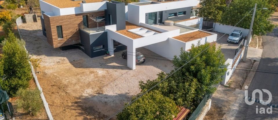 Gîte T3 à São Brás de Alportel de 251 m²